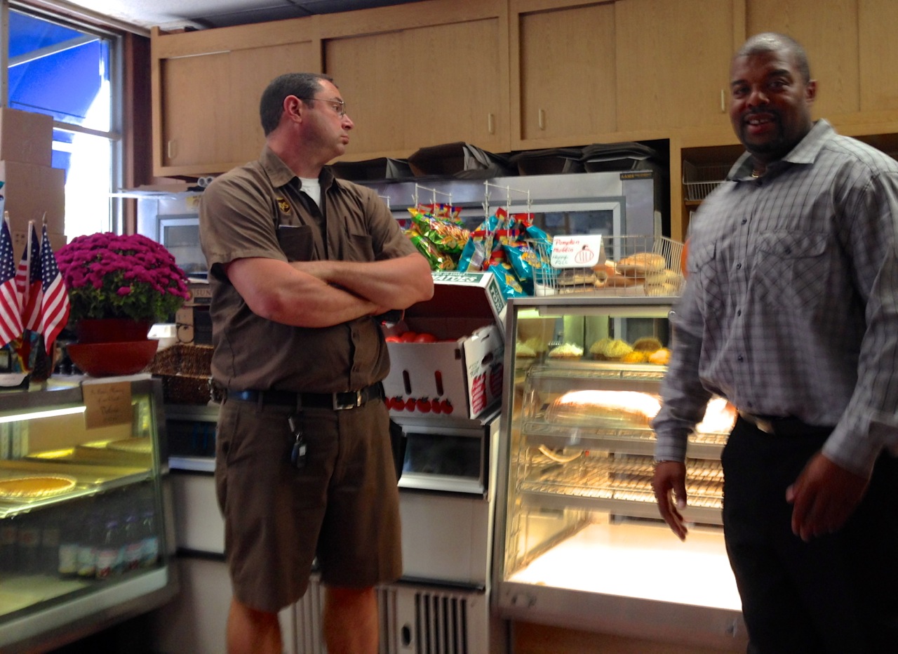 UPS man waits for his sub delivery. Blogfinger photo ©
